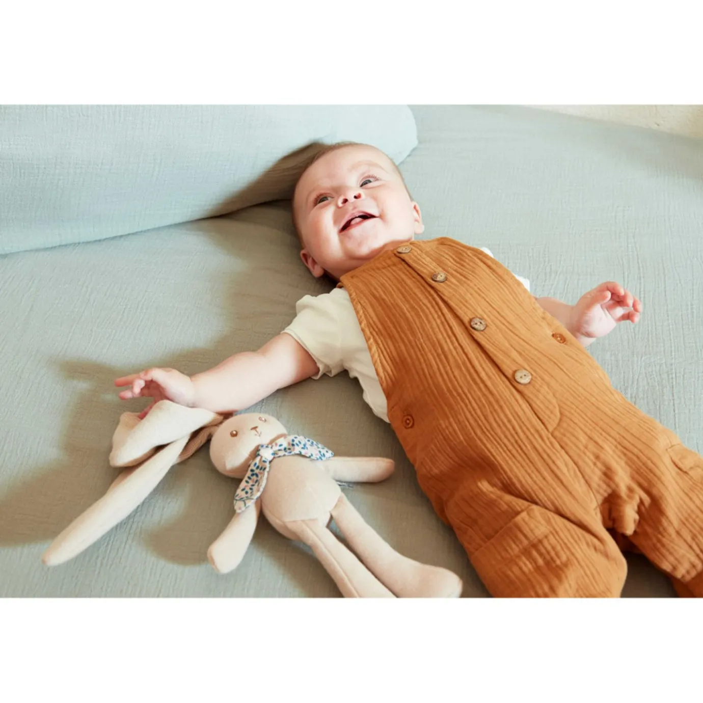 Kaloo Lapinoo Doll Rabbit Milk 9.8 In> Bunny Comforter